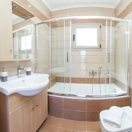 빌라 Skala Sleeps 6 Pool Air Con Wifi Spathíon
